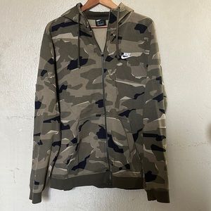 Nike Camouflaged Hoodie Size XL